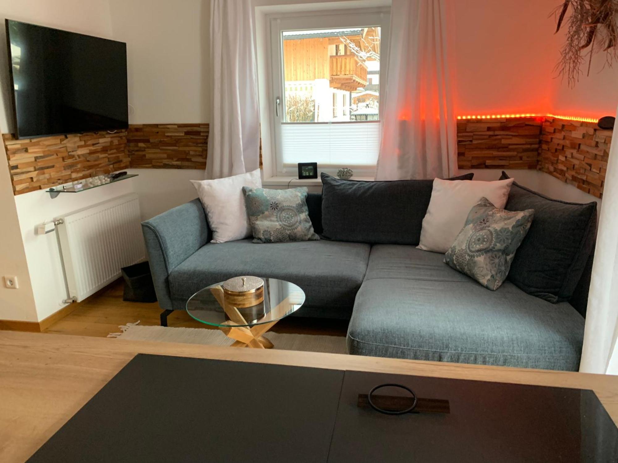 Haus Caecilia Apartment Санкт Мартин бай Лофер Стая снимка